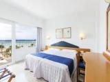 Double room with side sea view