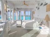 3 Bedrooms Water with Slide Retreat