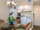 1 Bedroom Resort High Floor 6–13 Double Suite