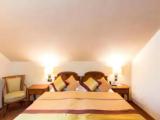 Carl Sacher Double Suite