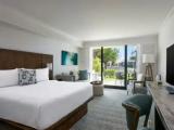 Room with balcony and with partial ocean view