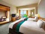Family Japanese/Western-Style Room