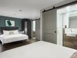 1 Bedroom Deluxe Studio Suite