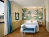 Panoramic Omnia Junior Suite with panoramic view over St Peter's Dome