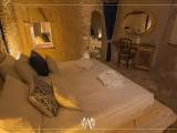 Deluxe Double Cave Suite