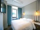 Petite Single room