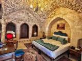 Basic Double room with courtyard view
