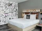 1 Bedroom Double Moxyfied View Suite
