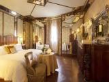 Suite with terrace and with Lagoon View