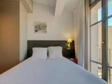 Double Club room