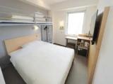 Double Bed with Loft Bed Super Triple room