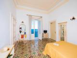Large Triple room