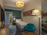 2 Bedrooms Triple Apartment with balcony