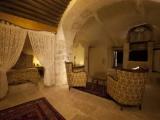 Majestic Cave Double Suite