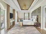 Deluxe Double Suite beachfront