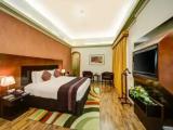 3 Bedrooms Apartment