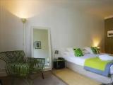 Double Nina Suite