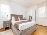 3 Bedrooms Apartment