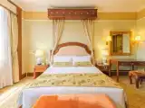 Executive Double West Wing Suite