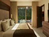 1 Bedroom Bungalow Area VIP Double Suite with pool view (swim up)