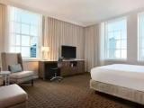 Corner room