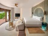 1 Bedroom Escape Beach Double Villa with balcony and beachfront