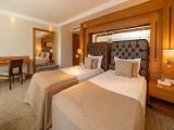 Senior Double room with golf view