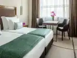 Deluxe Connecting Suite