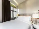 2 Bedrooms Vorra Thita Quadruple Suite