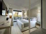 Deluxe Signature Level Double room