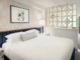 Deluxe Double Suite
