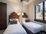 4 Bedrooms Residence