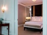 The Ritz-Carlton Suite