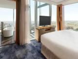 2 Bedrooms Iconic Suite with city view