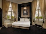 Champagne Double Suite with balcony and with river view