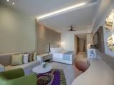 Swim Up Club Double Junior Suite
