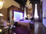 Romantic Double Suite with canal view