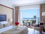 Deluxe Triple room seafront