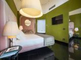 Signature Double Suite