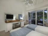 Cedar Pet Friendly Villa