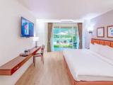Valley Superior Double room with pool view