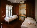 Family Connecting room with garden view
