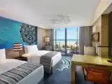 Fabulous Twin room with balcony and seafront