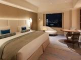 Executive Floor Breeze Style Rainbow Bridge Side Double Luxury room