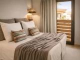 Double Suite with side sea view