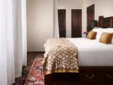 Signature Double Suite