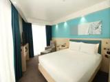 Corner Double room