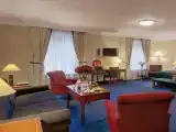 Deluxe Twin Suite
