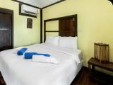 Double Garden Bungalow