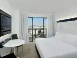 The INNSiDE Premium Twin room with bay view